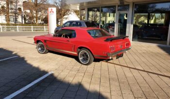 Ford Mustang voll
