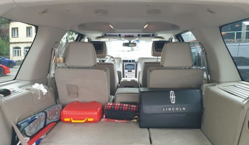 Lincoln Navigator voll