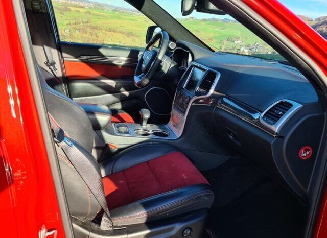 Jeep Grand Cherokee SRT8 voll