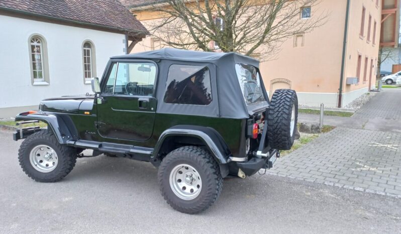 Jeep Wrangler YJ voll